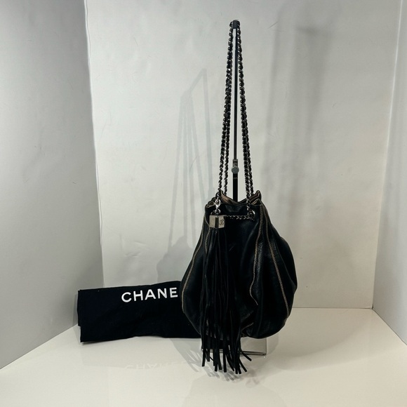 CHANEL BAG - Picture 2 of 6